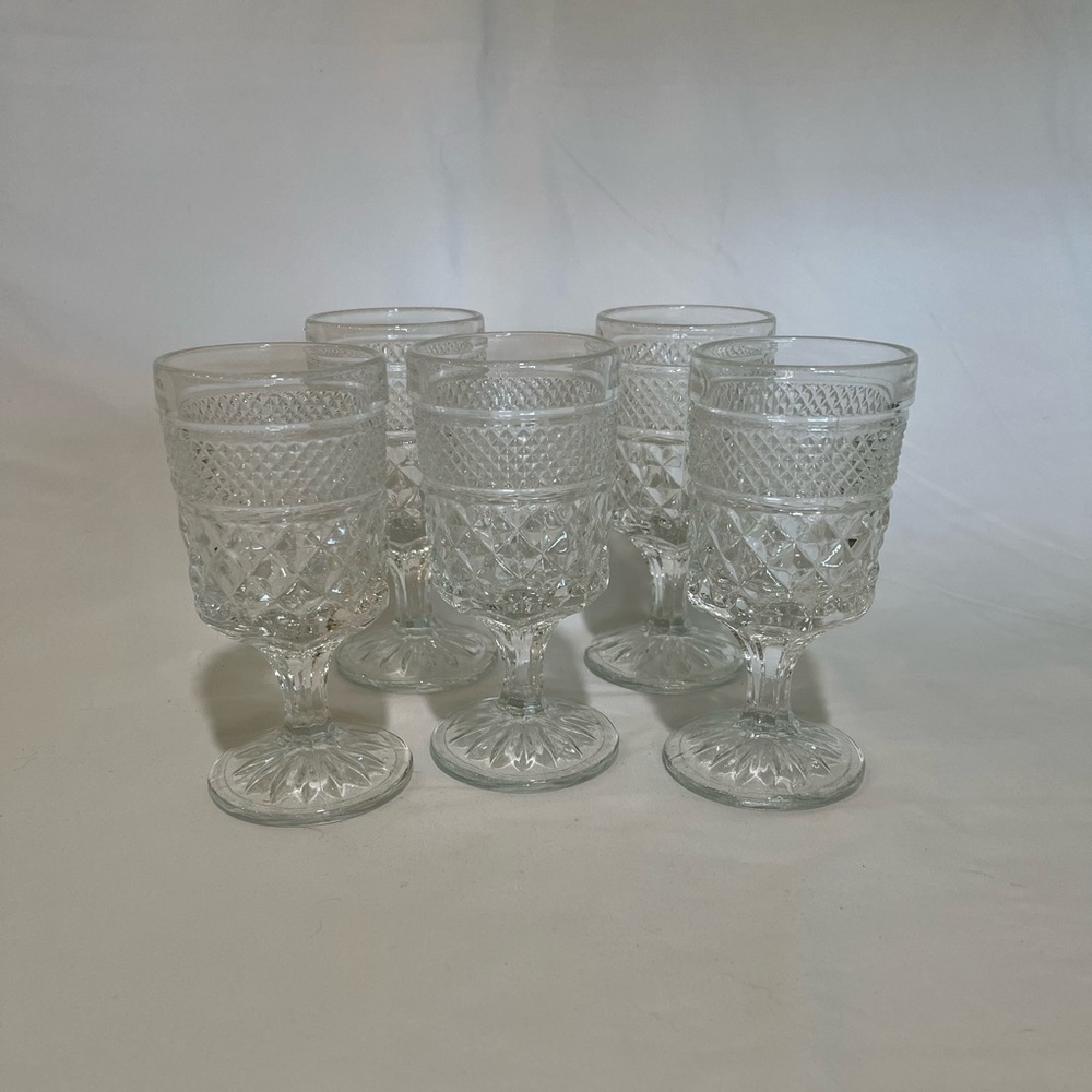 Vintage Wexford by Anchor Hocking Wine Glasses